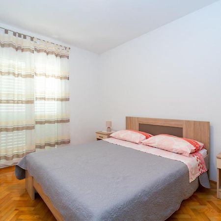 Apartments By The Sea Stara Novalja, Pag - 6340 المظهر الخارجي الصورة